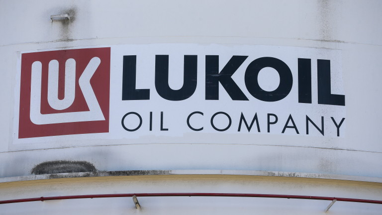 КЗК нищи и политиката на държавата в производството за Нефтохим и Лукойл-България